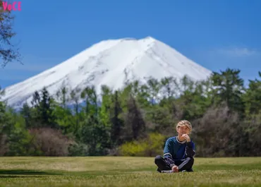 富士山が綺麗に見える絶景スポット 【SHOCK EYEの神社習慣】次の待ち受けはこれ！SHOCK EYEと富士山、開運２ショット画像【SHOCK EYE の神社習慣】