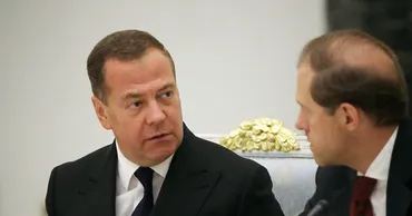 ロシア前大統領、射程長い「戦略核」使用に言及欧米をけん制か