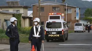 長野県で立てこもり、警官2人と女性2人死亡 容疑者を逮捕 