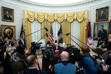 AP通信への取材制限、ホワイトハウスに撤回命じる-米連邦地裁