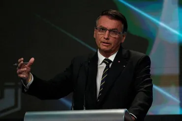 ブラジル大統領選ボルソナロ氏、再選黄信号コロナ対策軽視死者万人、経済悪化