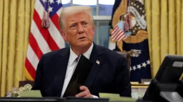 トランプ氏の「出生地主義」廃止令、連邦地裁が差し止め「あからさまに違憲」