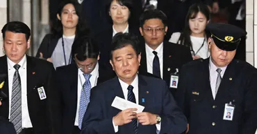 首相側、自民期生に商品券人万円政治資金規正法抵触の可能性