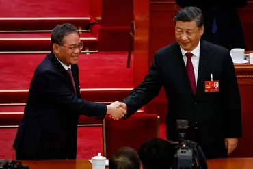 李強氏を首相に選出共産党序列位、習近平氏の側近中国全人代