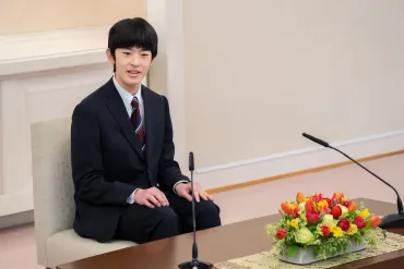 悠仁さま 記者会見で「姉たち」と゛一括り゛に…言及避けた「小室眞子さんとの距離」(2ページ目)