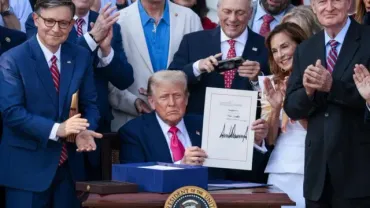 独立記念日の衝撃！トランプ減税法案成立でアメリカはどうなる？アメリカ独立記念日に成立した大型減税法案の全貌