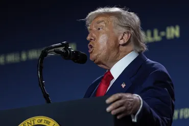 トランプ氏のAI戦略とは？〜AI覇権争いと輸出規制の見直し、米中関係の変化？〜トランプ氏のAI戦略〜規制緩和、中国への対応、米国の技術覇権を巡る最新動向〜