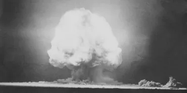核兵器のない世界へ！:『被団協』ノーベル平和賞受賞が意味するものとは？核兵器廃絶への道：被爆者の証言と未来への希望
