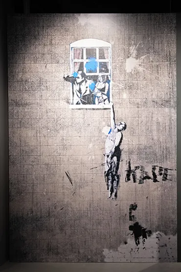 バンクシーの作品とアート性、人物像とは？ バンクシー展で知る、匿名アーティスト「BANKSY」は何が凄いのか 