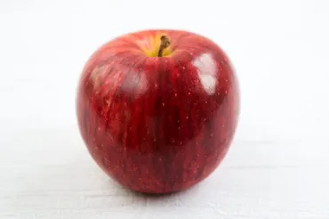 りんごの種類】ふじ、つがる、紅玉… 代表5品種&変わり種の違いと特徴