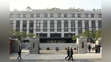 韓国憲法裁、弾劾審判の弁論準備を２７日に開催…主審は無作為抽選で尹氏指名の保守派判事に : 読売新聞