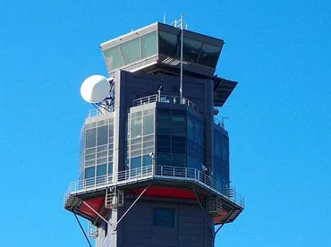 成田空港管制塔占拠事件 