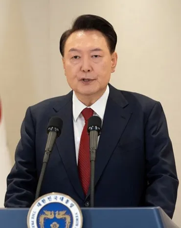 韓国裁判所、大統領の拘束令状を再発付 捜査本部、近く執行か：時事ドットコム